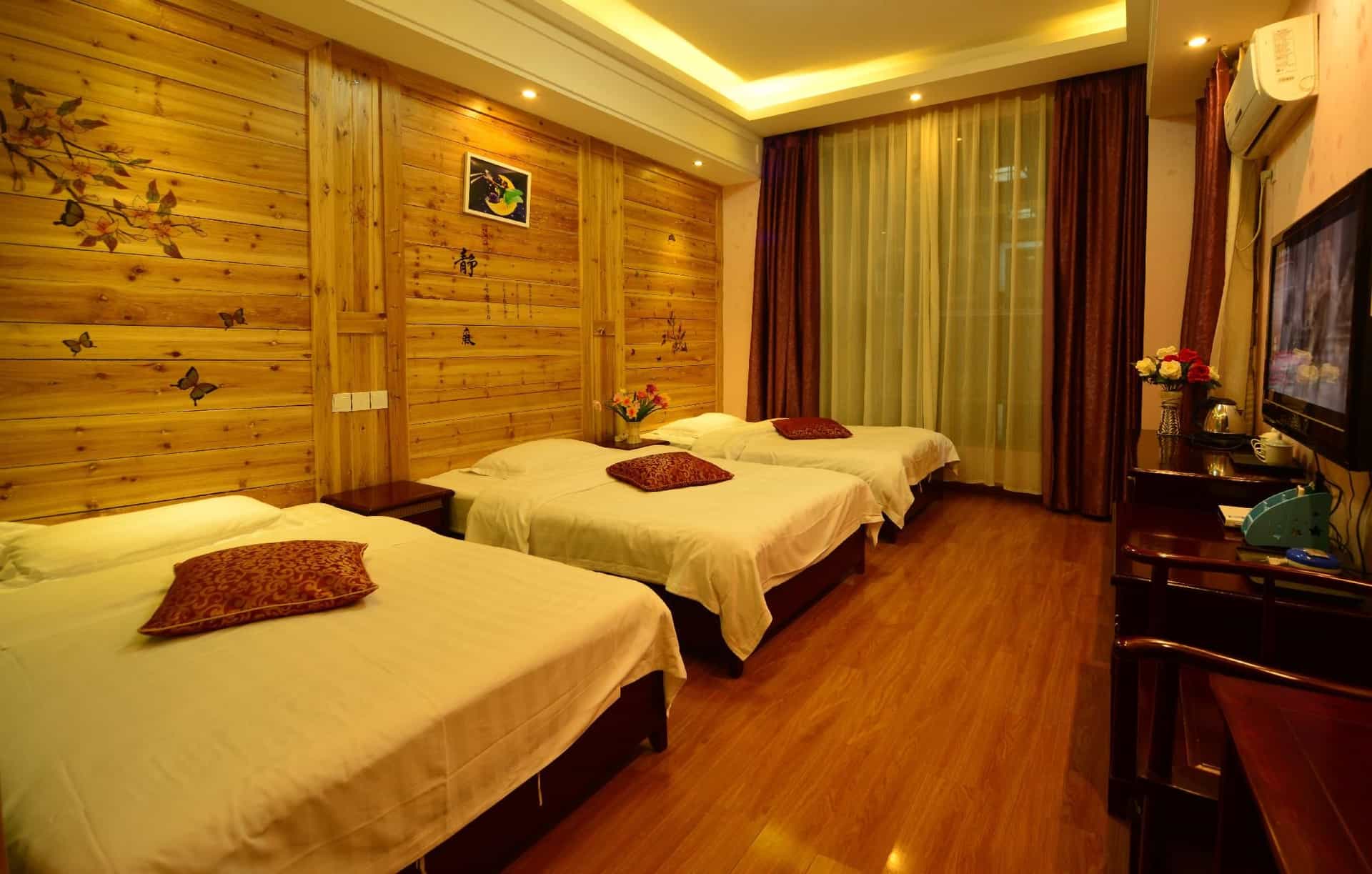 Mount Emei Moon Bay Hotel Mount Emei Moon Bay Hotel