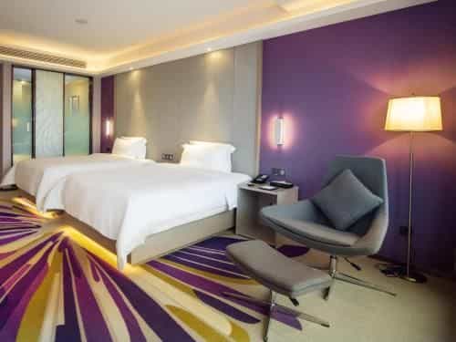 Lavande Hotel - Yibin University Town Convention and Exhibition Center Lavande Hotel - Yibin University Town Convention and Exhibition Center