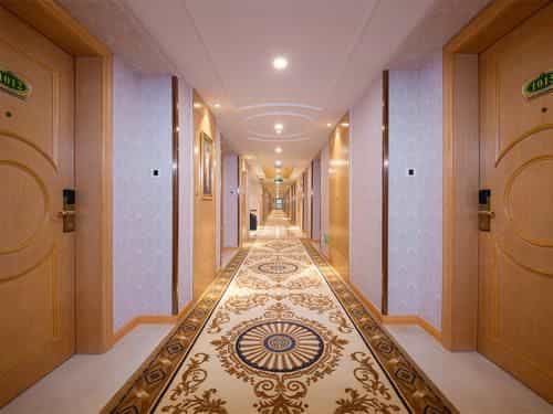 Vienna Hotel Chengdu Dafeng Metro Station