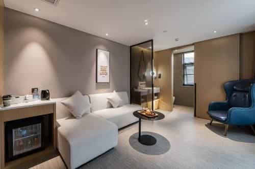 Atour Hotel Fuzhou Wusi Road Spring Park