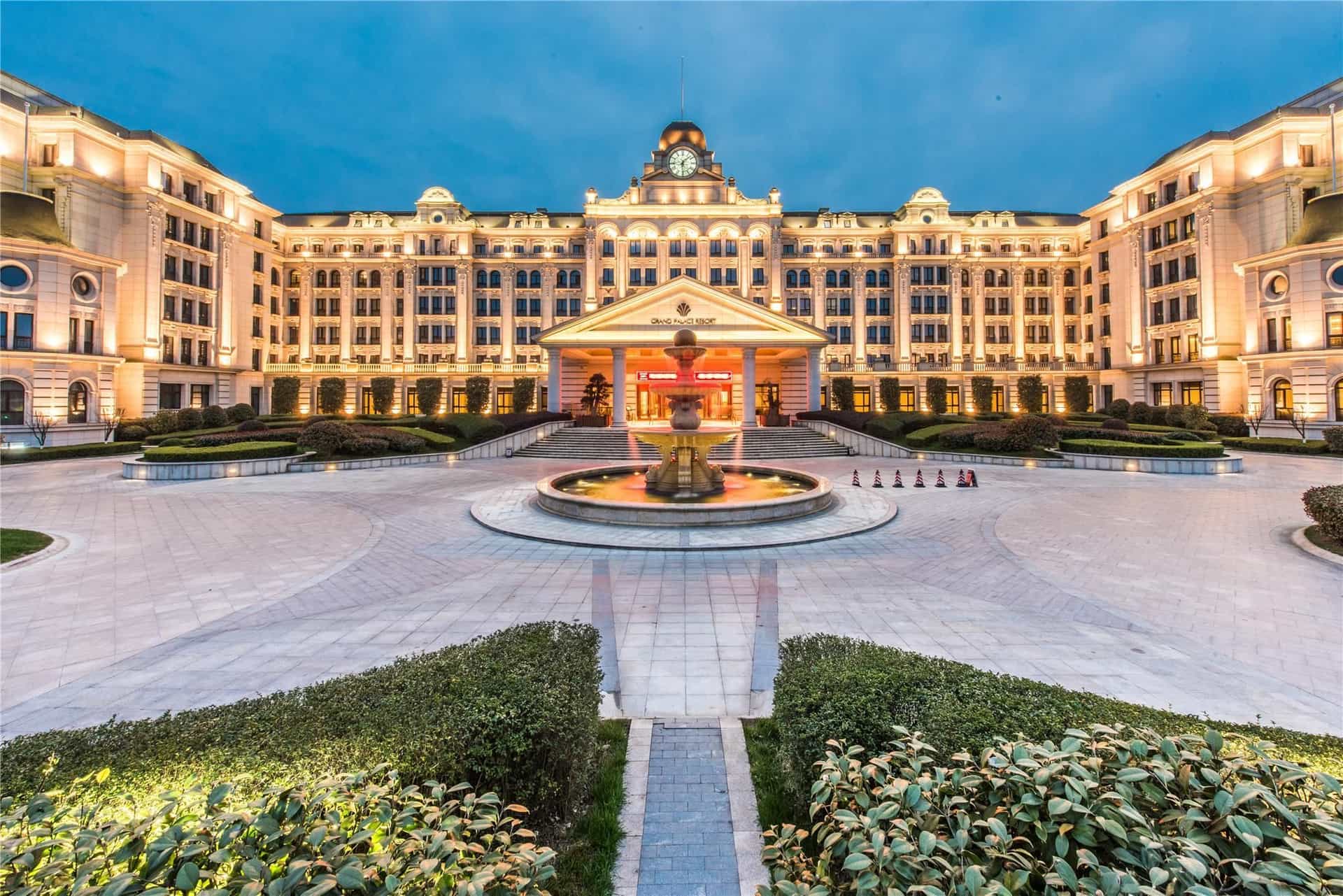 Grand Palace Resort