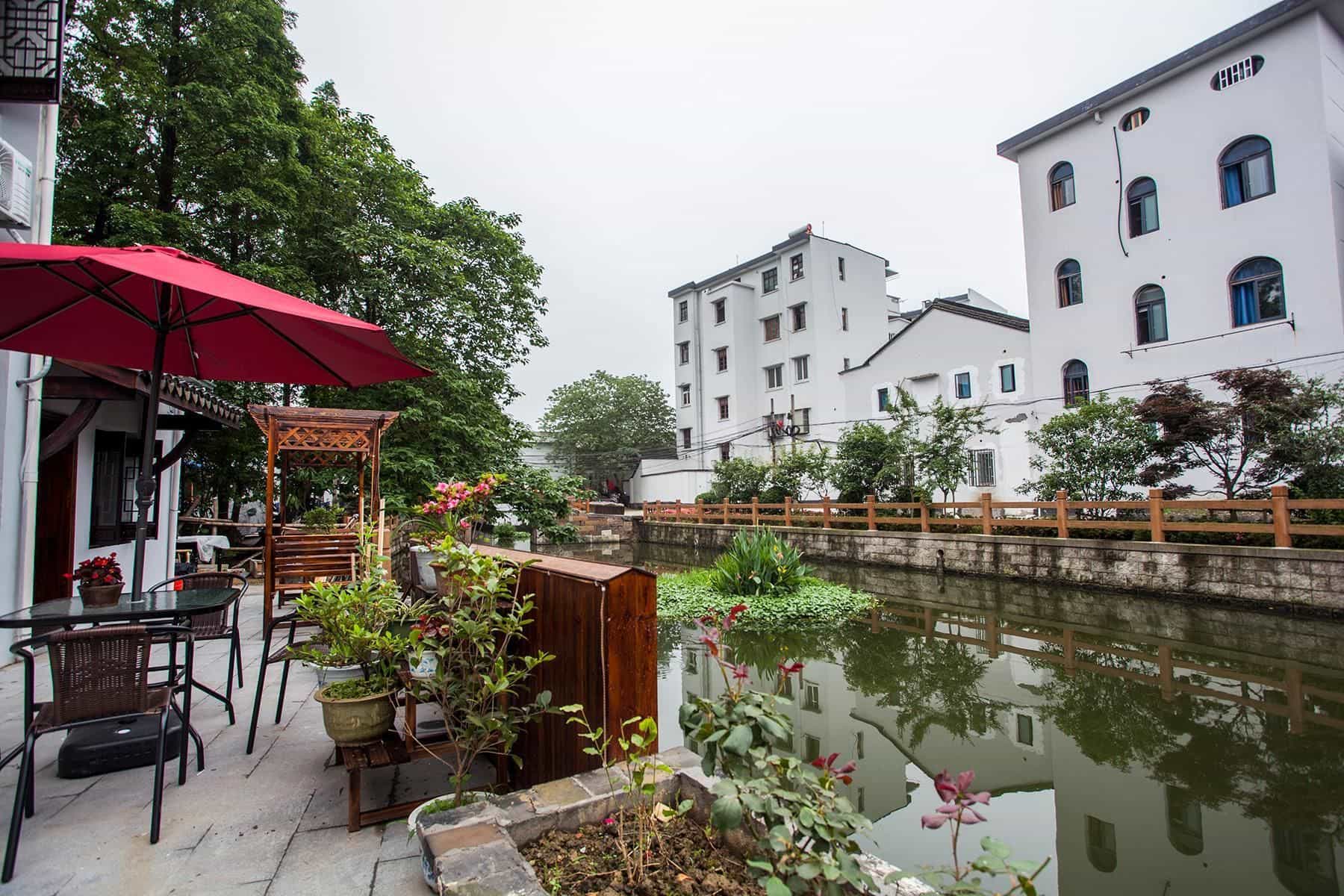 Yueyue Theme Inn in Wuzhen