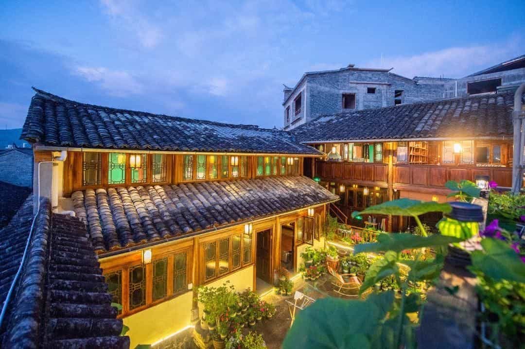 Floral Tengchong Shunhe Qin Changsheng Inn