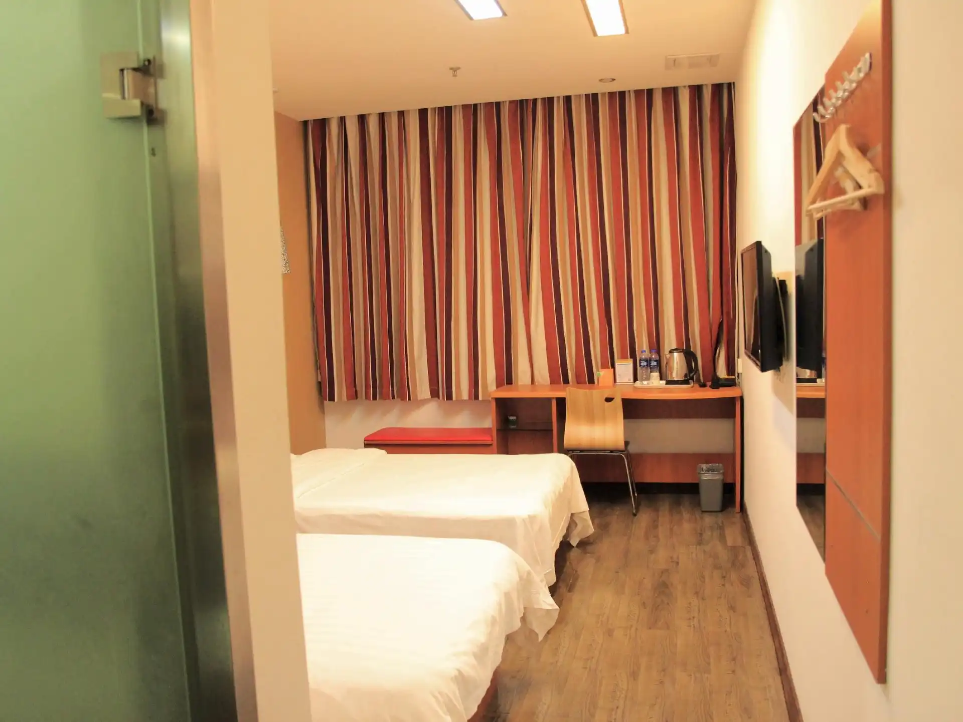 7 Days Inn Huludao Xingcheng University Town