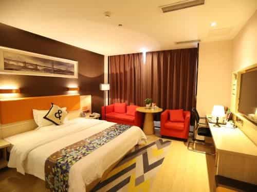 7 Days Premium Deyang Shifang Square