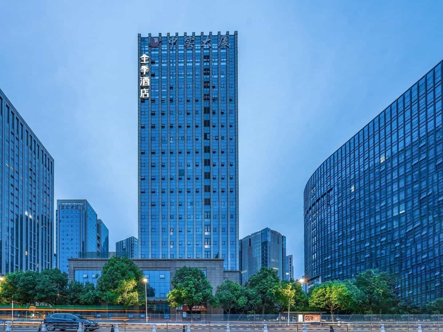 โรงแรมจี้ เชาซิง จิงหู นิวดิสทริค