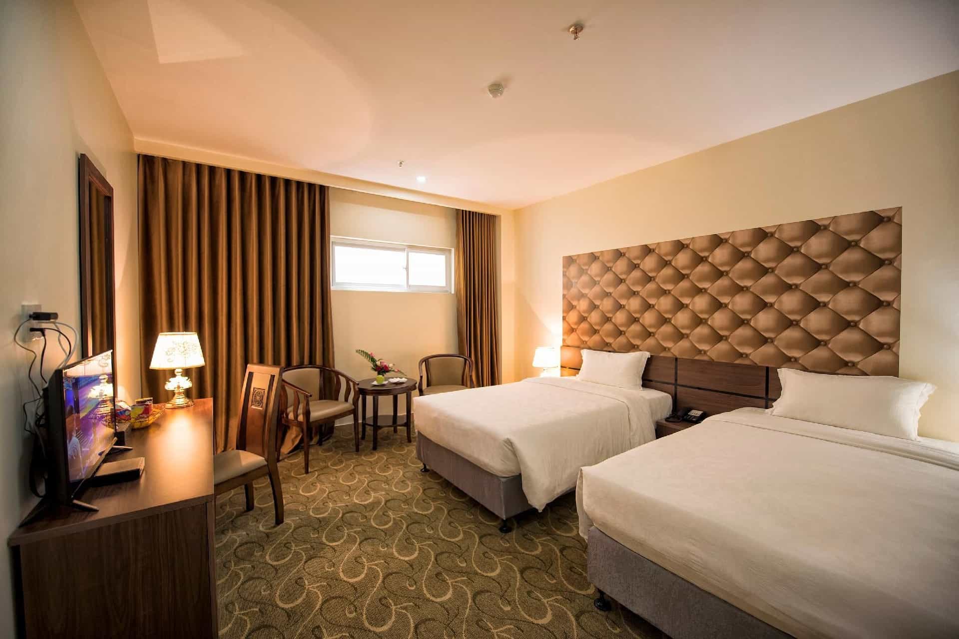 3MG Lakeside Hotel
