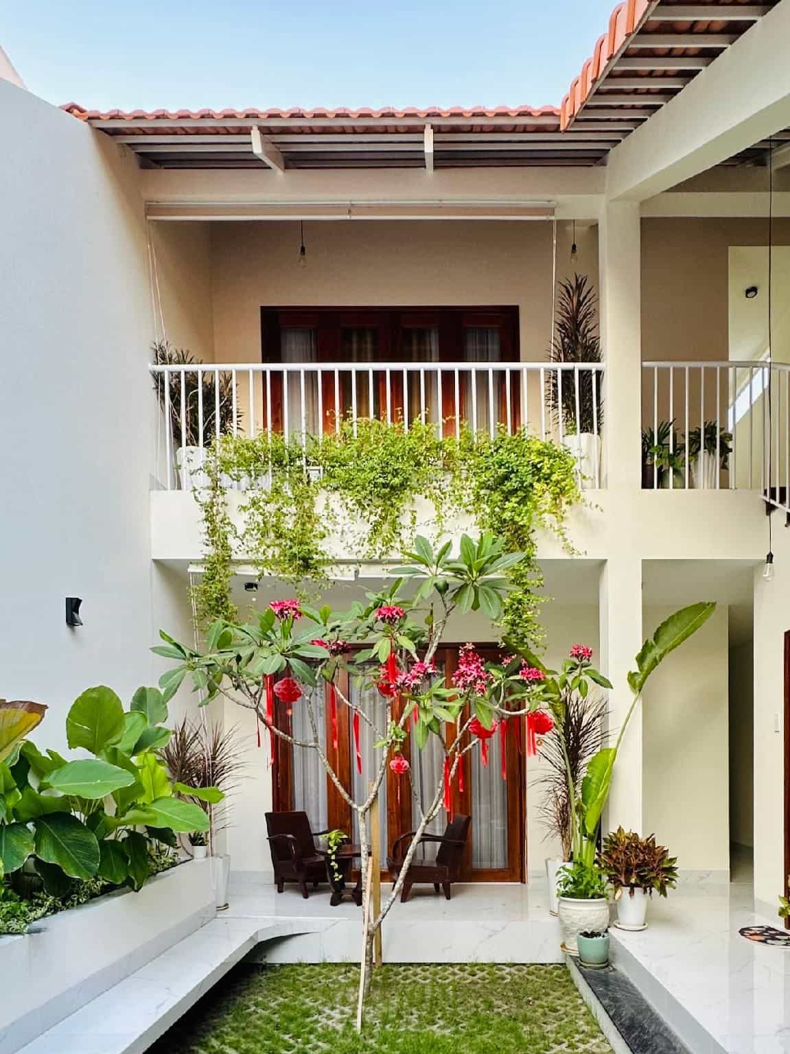 50b Homestay