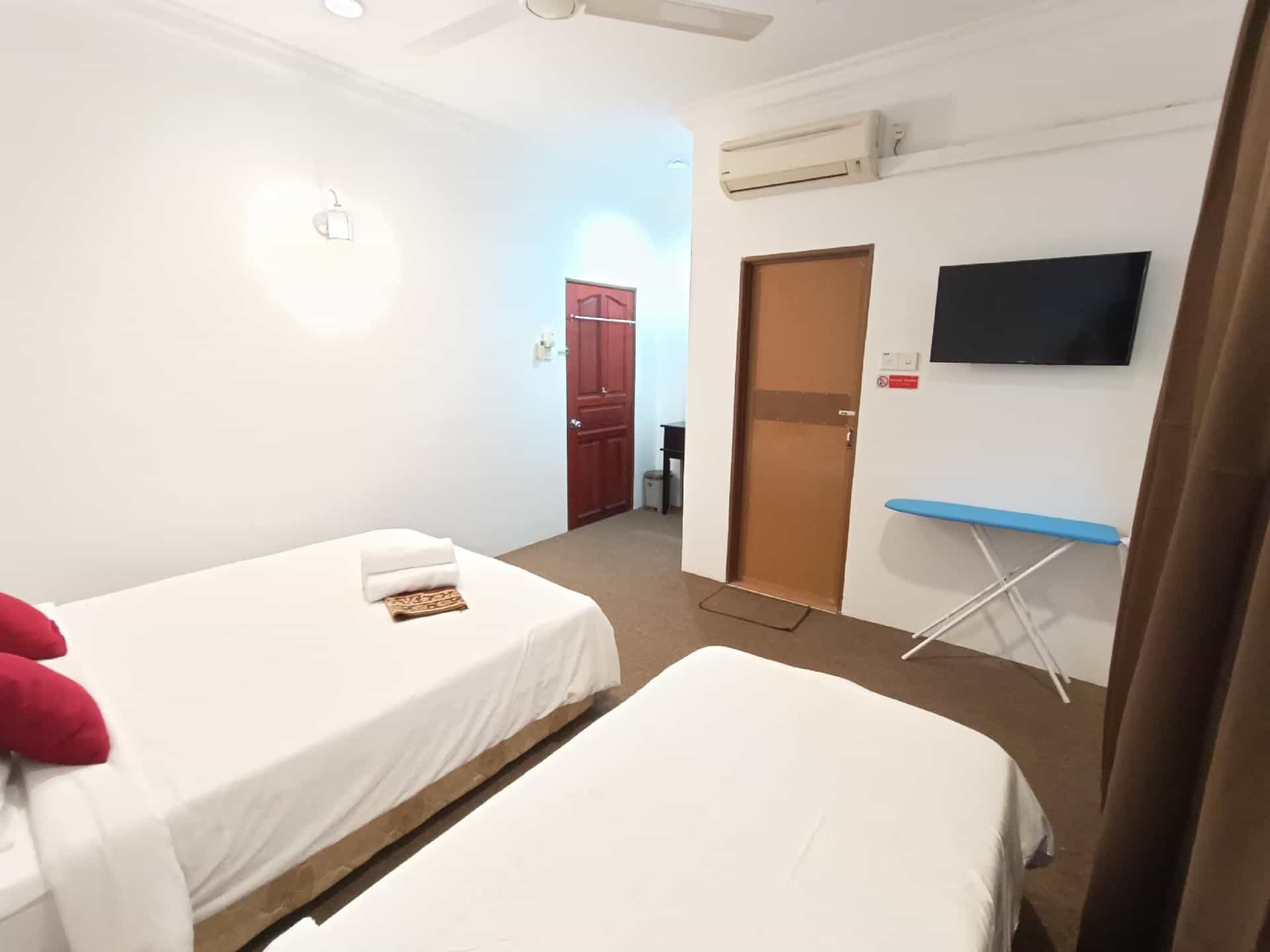 โรงแรมโอโย 90868 โอบา