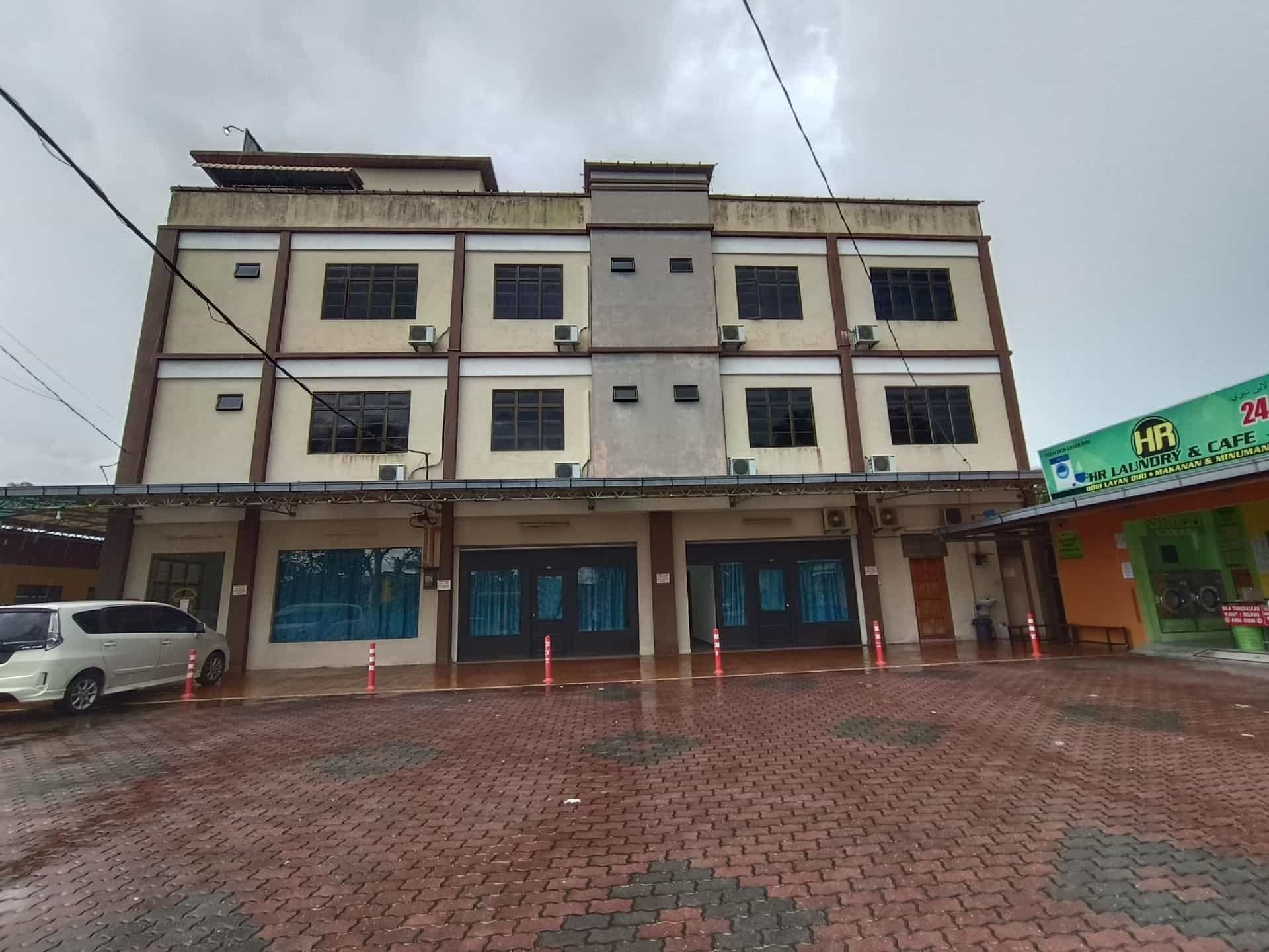 โรงแรมโอโย 90868 โอบา