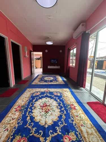 3 ห้องนอน 2 ห้องน้ำส่วนตัว ขนาด -2403 ตร.ม. – กลางเมืองมัวร์