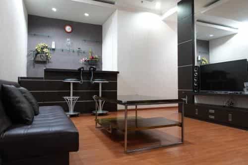 Townhouse MGR2 Pool Side at Central Park Mall Area Townhouse MGR2 Pool Side at Central Park Mall Area