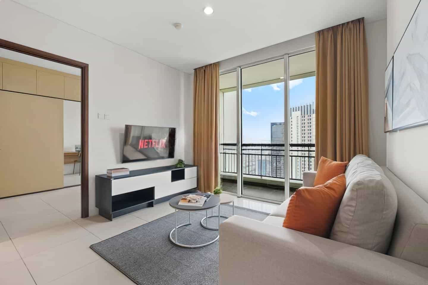 Central Royal Apartments by Emily in Jakarta