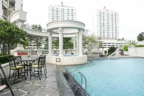 Comfy 1BR Belleza Apartment By Travelio