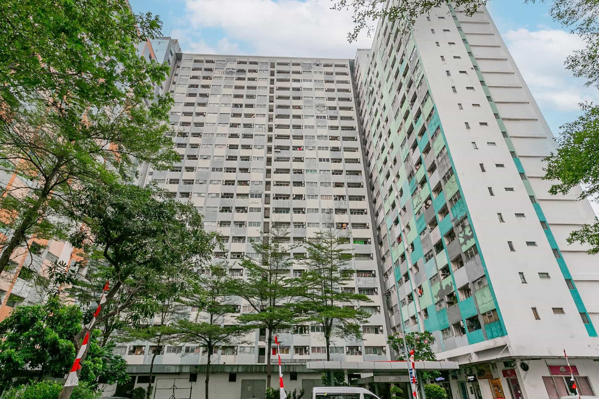 Super OYO Capital O  Deroyal Sentra Timur