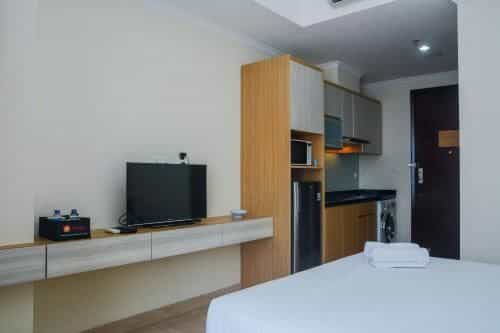 Minimalist Studio at Menteng Park Apt By Travelio