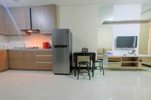 Comfy 2BR Apartment at Nifarro Park By Travelio