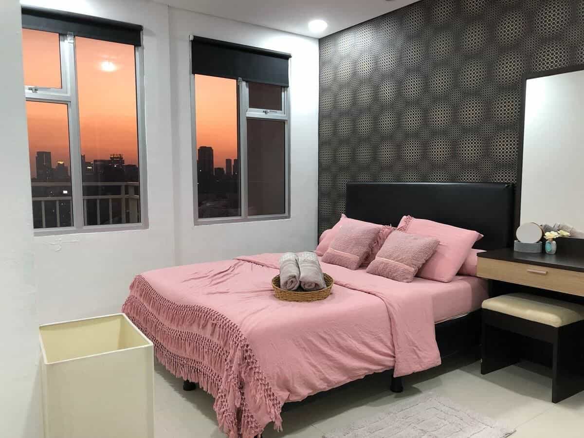Peaceful & Spacious w/ Pool, Wifi, and Netflix
