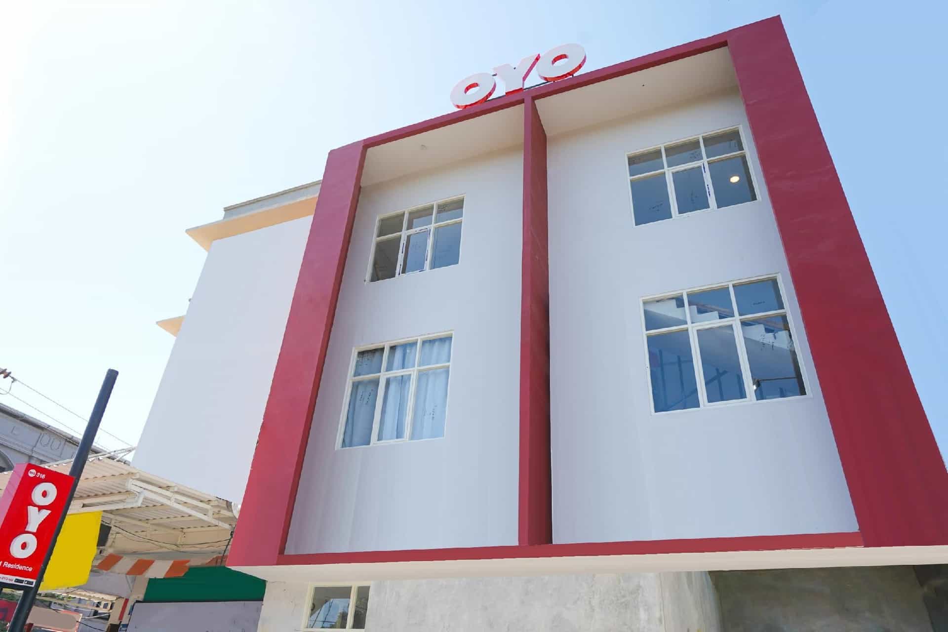 OYO 318 K1 Residence