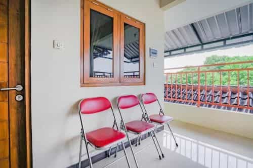 Super OYO 90210 Kenari House Syariah Super OYO 90210 Kenari House Syariah