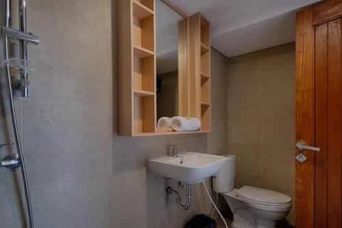 CUBI HAUS LOVINA