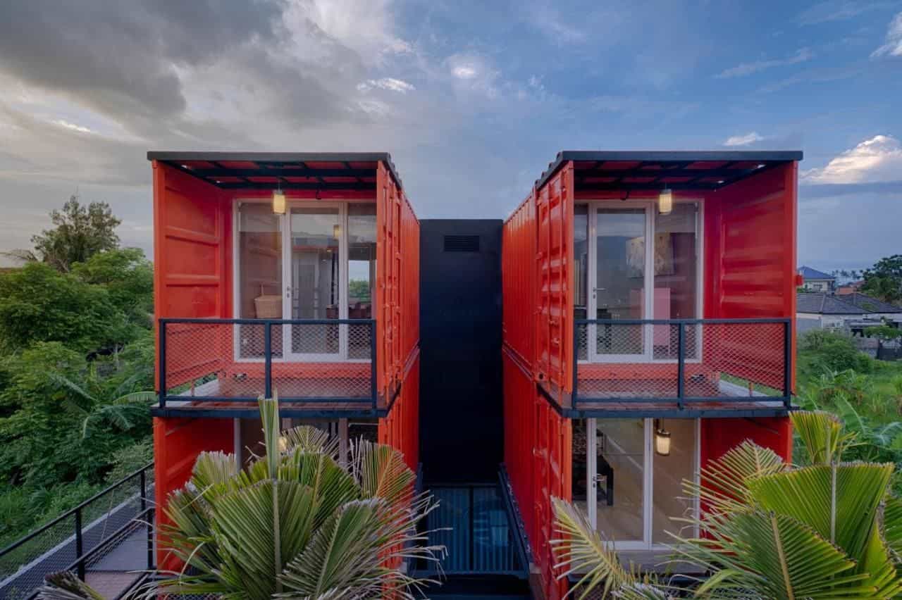 CUBI HAUS LOVINA