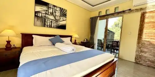 Giri Krisna Guest House Giri Krisna Guest House