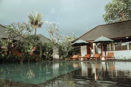 อลัม วายัง อูบุด - ผ่านการรับรอง CHSE