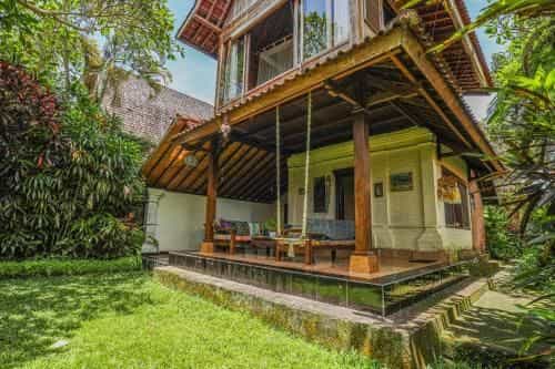 Sari Bamboo Bungalows