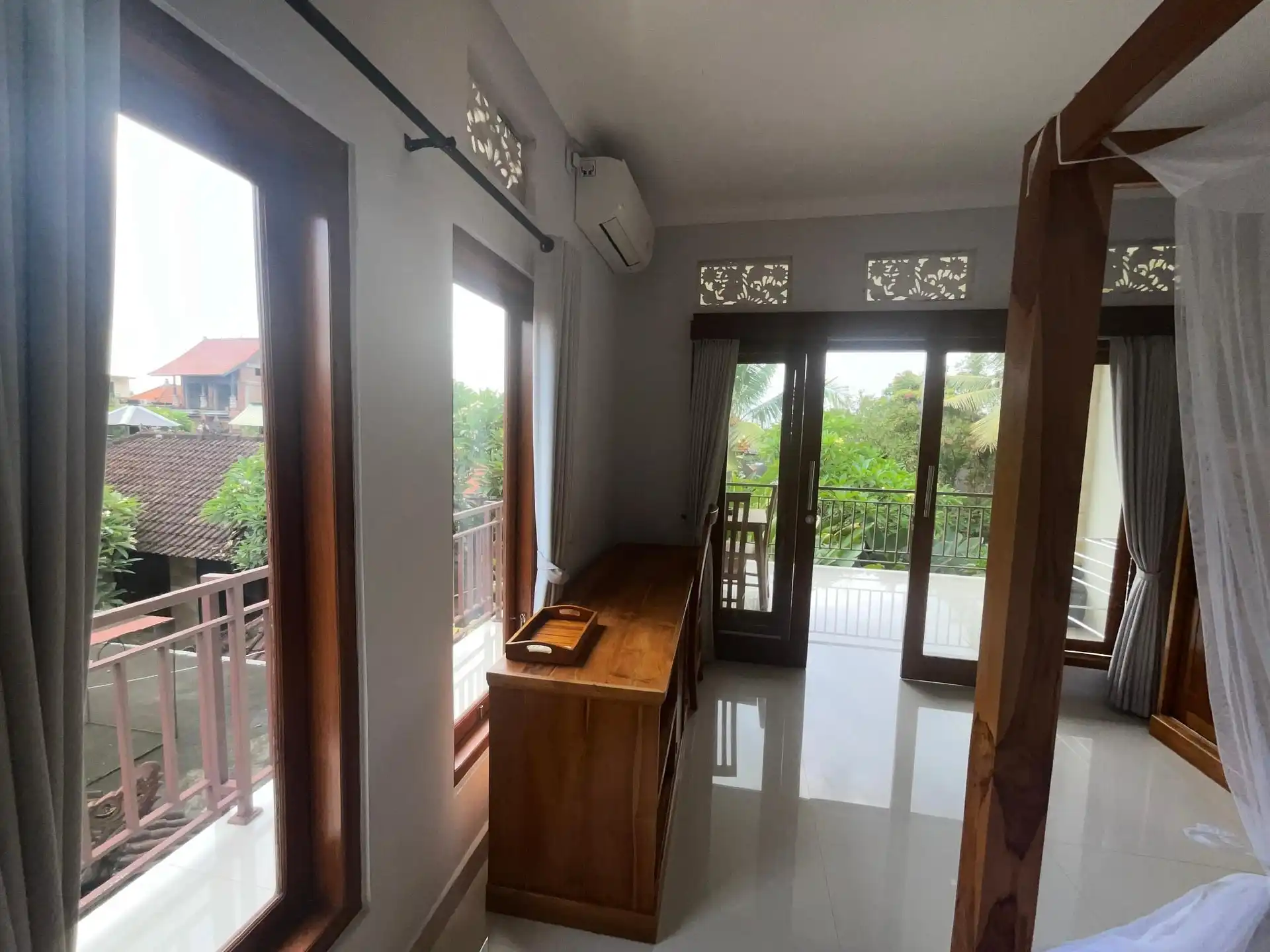 Suryadina Guest House