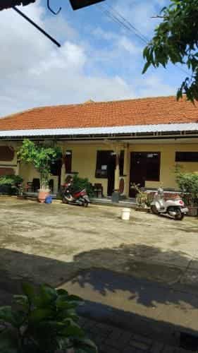 โรงแรมกอว์ซาร์ ชาเรียะฮ์