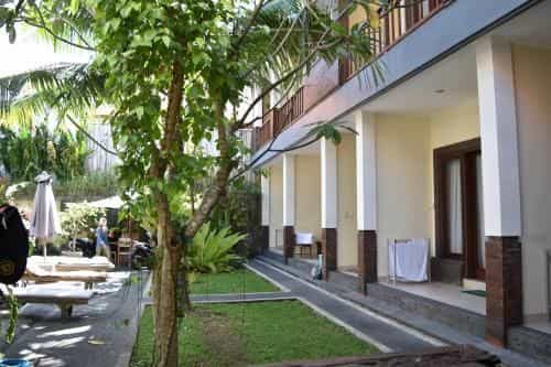 Dabumito Guest House