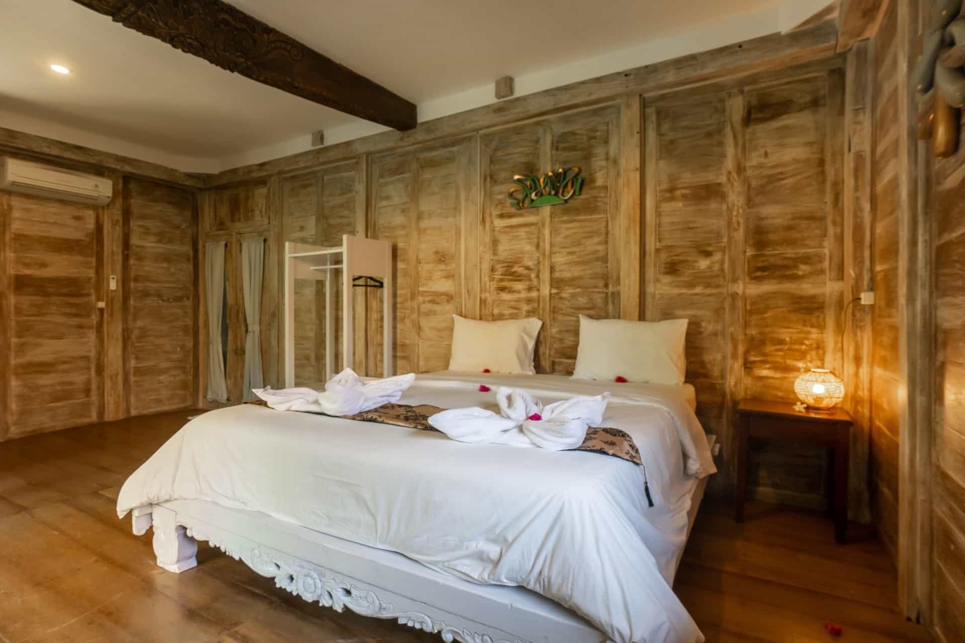 Villa Red Gong