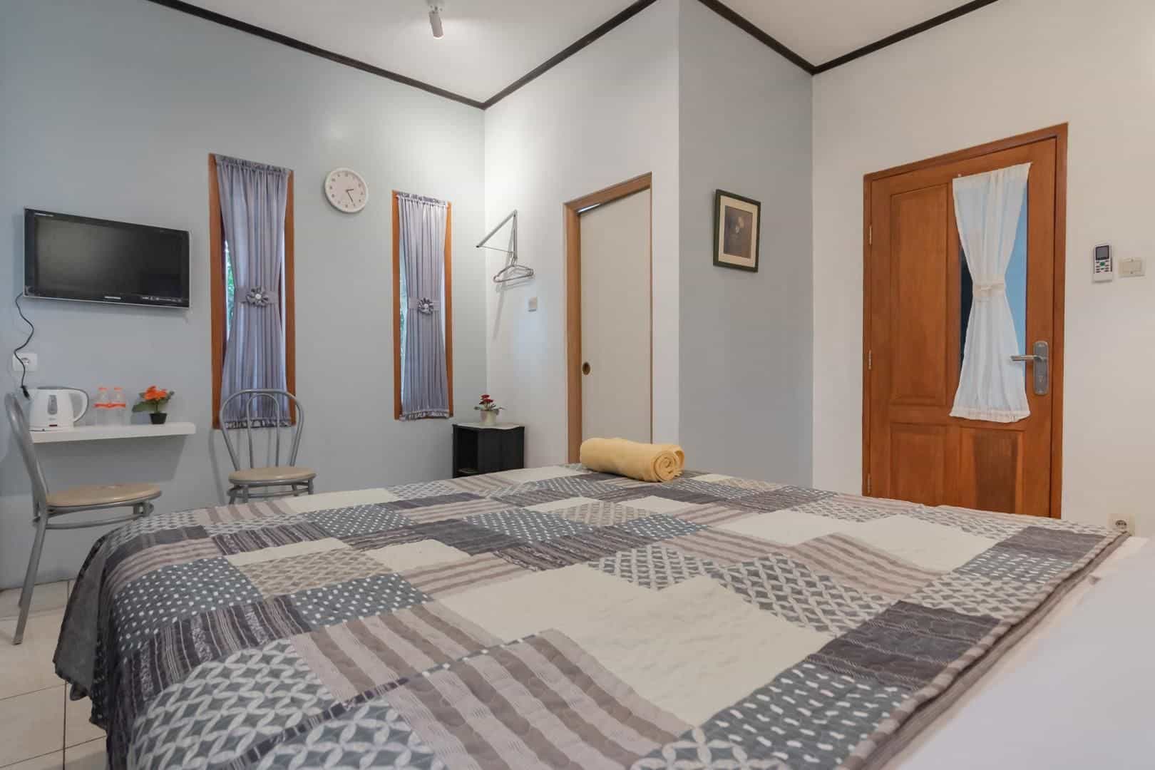 Lembur Kiwari Setra Duta Mitra RedDoorz