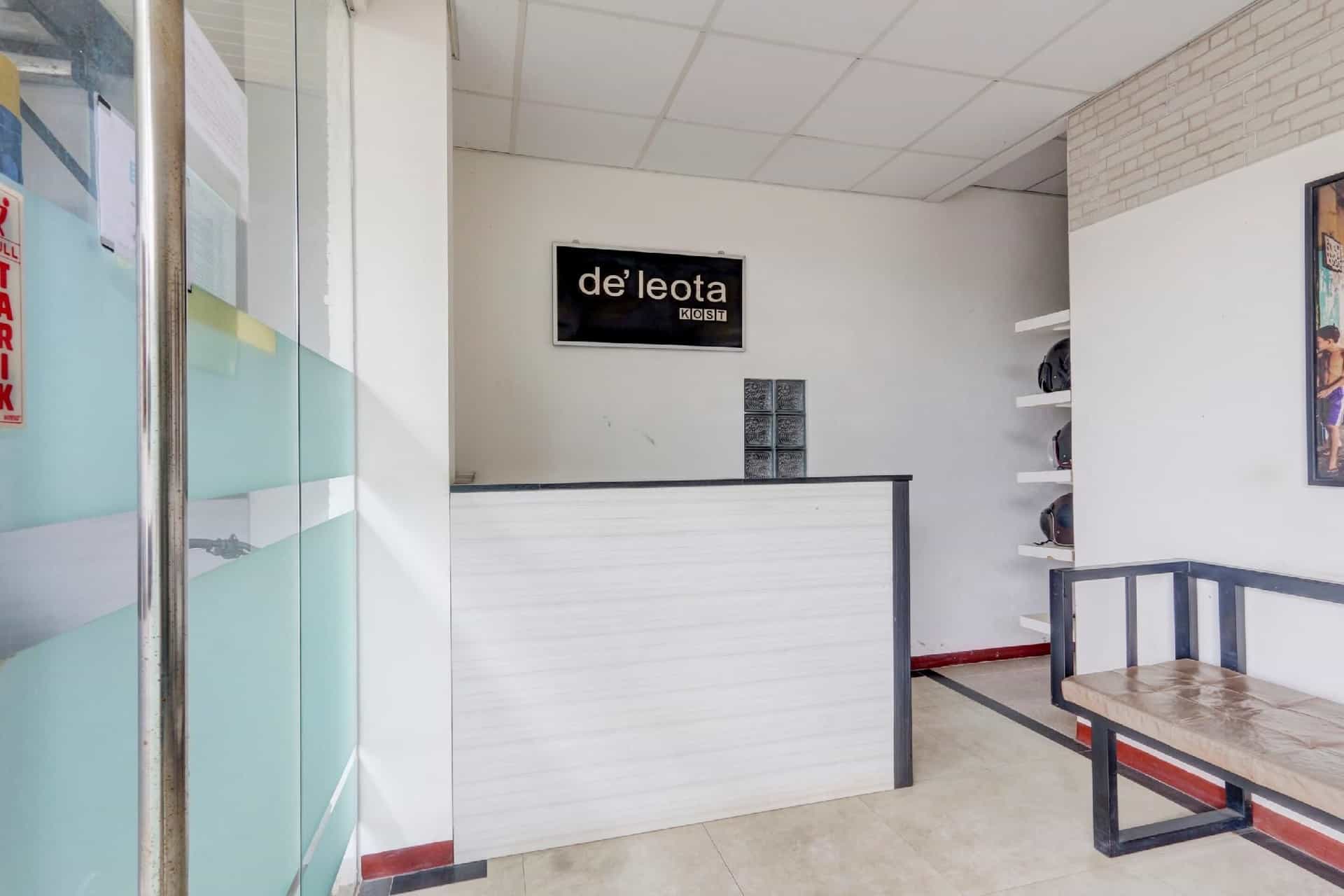 OYO 90388 De'leota