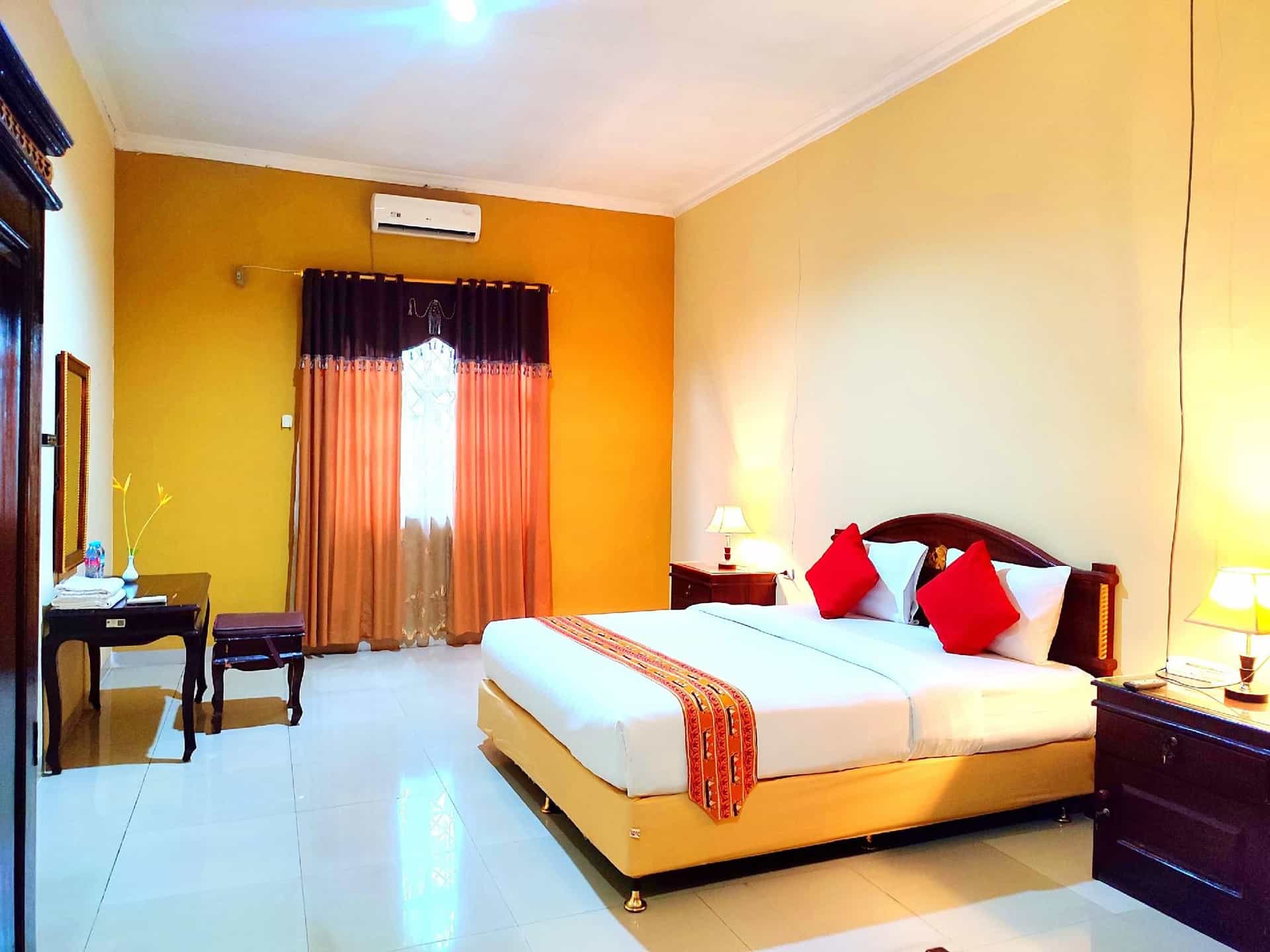 Esemka Hotel & Convention