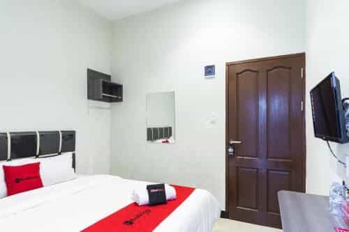 RedDoorz near Medan Amplas RedDoorz near Medan Amplas