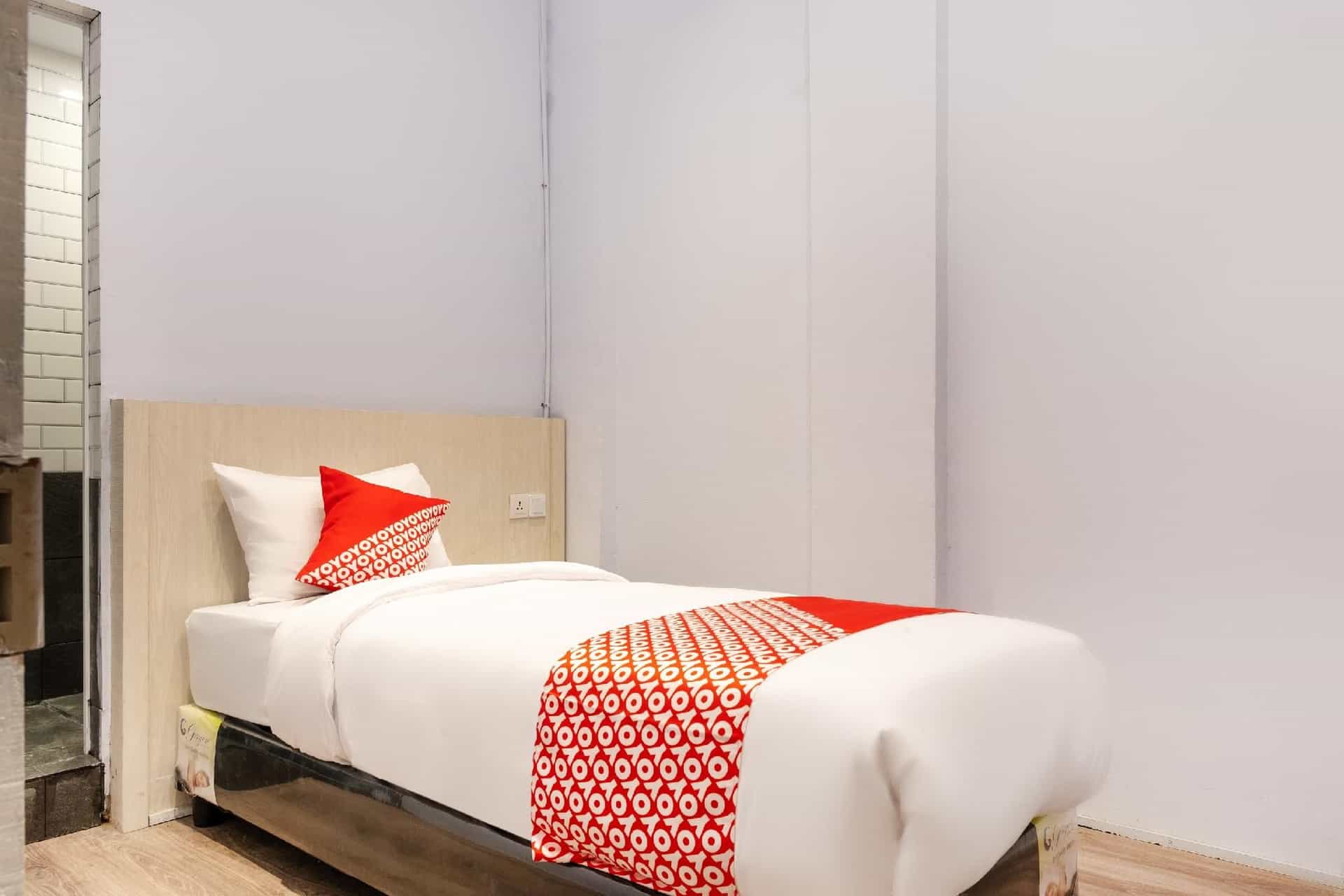 Super OYO 3150 Theodore Homestay