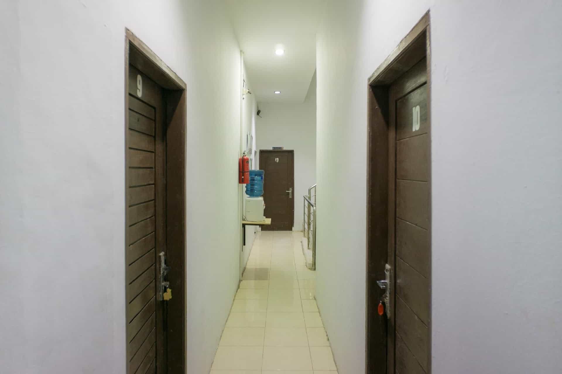 OYO Life 2366 Gatsu Kost OYO Life 2366 Gatsu Kost