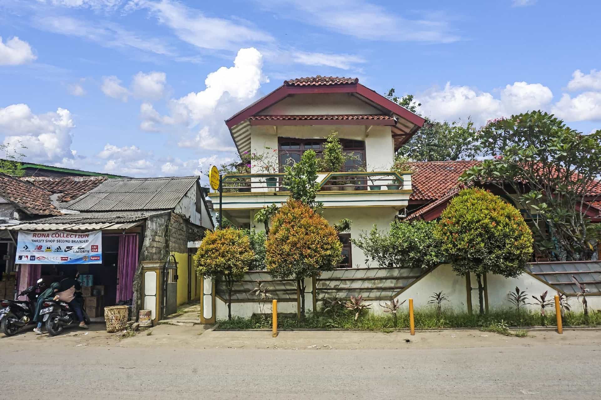 โอโย 90928 วิสม่า อัสรี ปูตรา ชาริอาห์