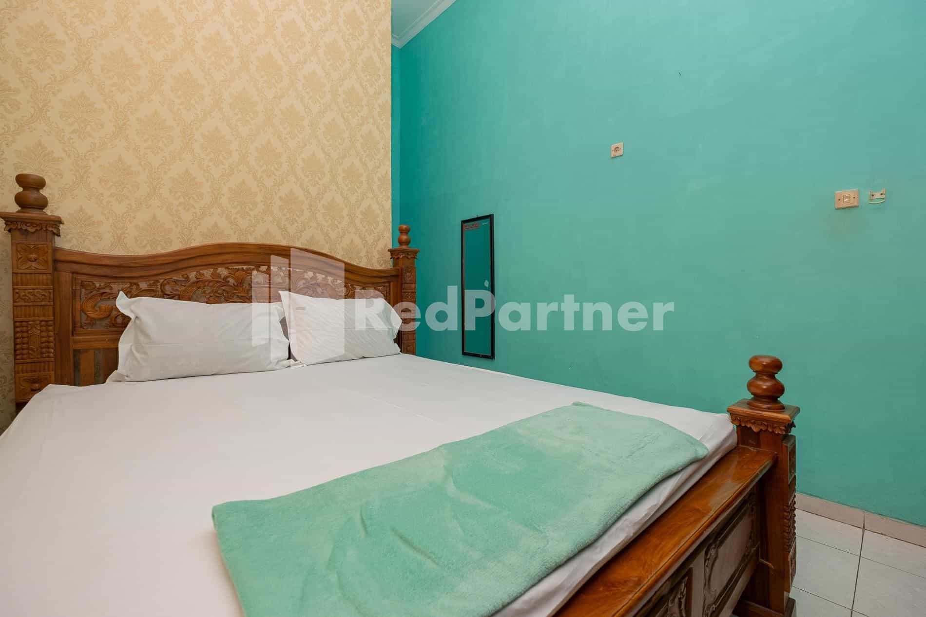 Hotel Wisata Ziarah Sunan Bonang Syariah Mitra RedDoorz Hotel Wisata Ziarah Sunan Bonang Syariah Mitra RedDoorz