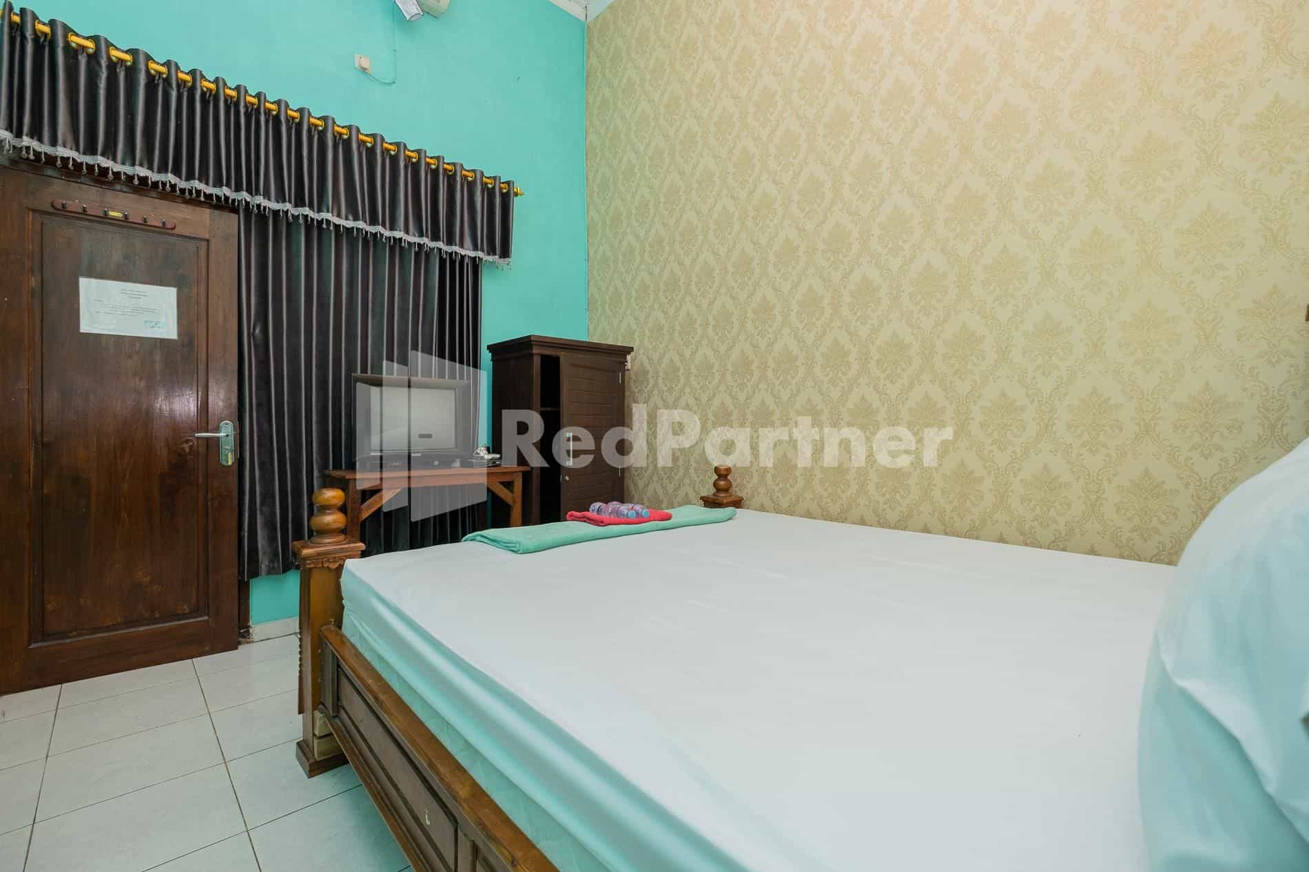Hotel Wisata Ziarah Sunan Bonang Syariah Mitra RedDoorz Hotel Wisata Ziarah Sunan Bonang Syariah Mitra RedDoorz