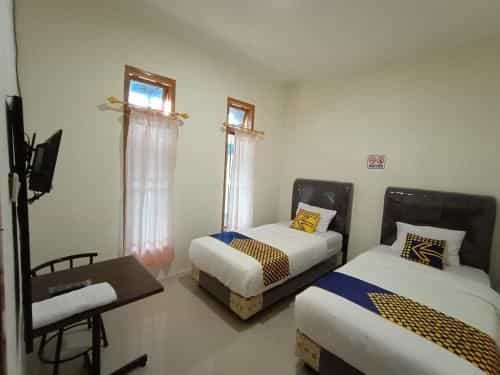 OYO 2220 PINK'S GUEST HOUSE OYO 2220 PINK'S GUEST HOUSE