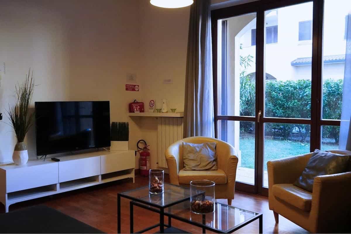 Roma 2 Apartment - THE V Collection
