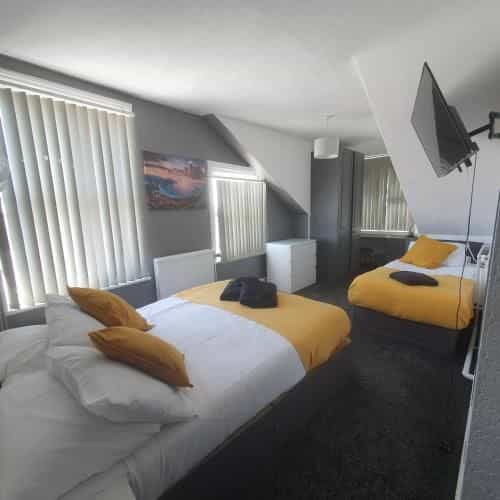 South Beach Kings Promenade Hotel