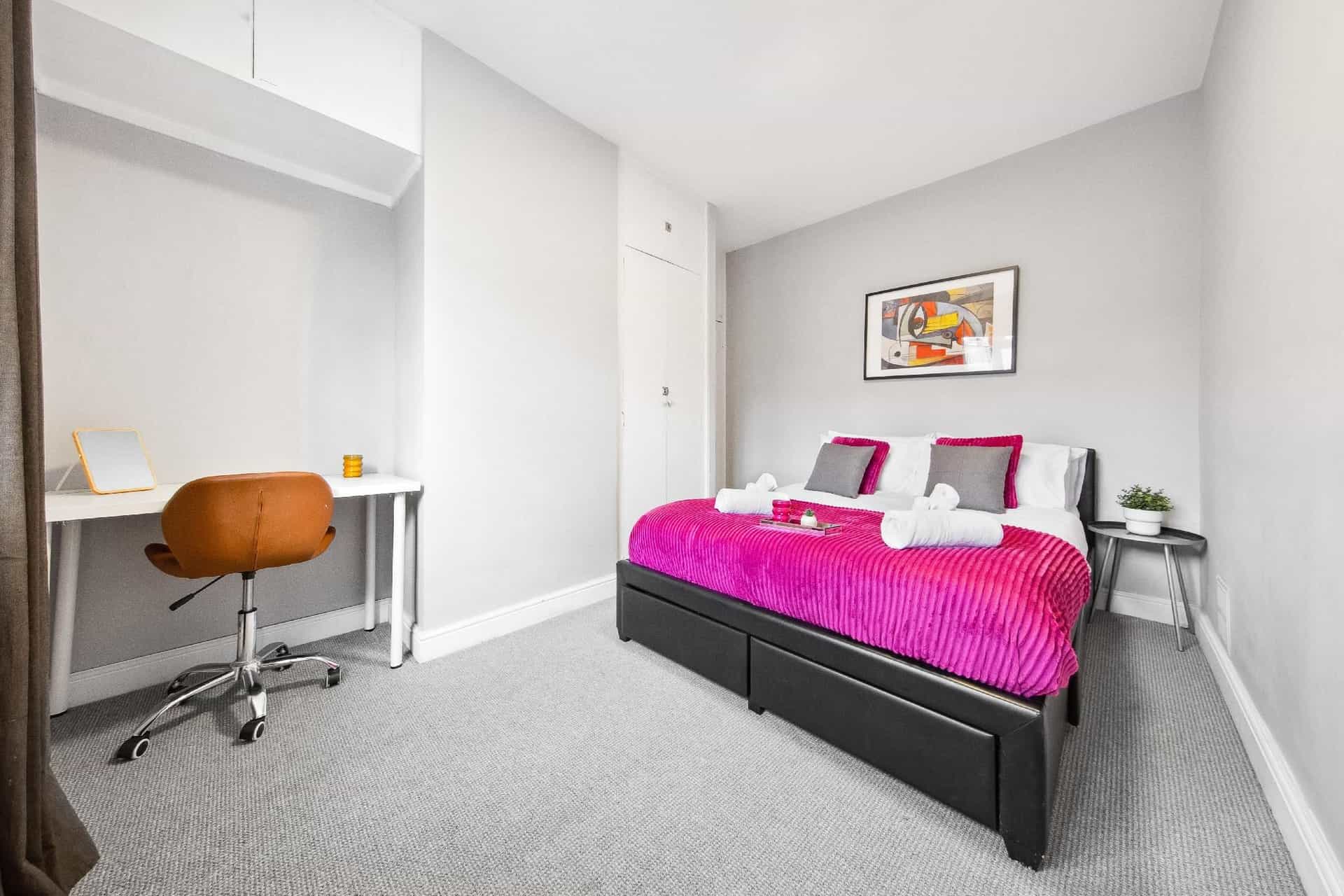 White City Retreat - 2 Bedroom