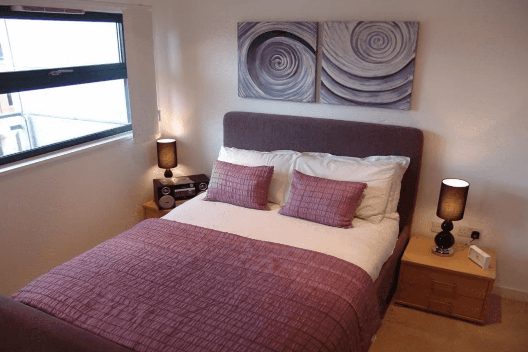 Quay Apartments @ Salford Quays Quay Apartments @ Salford Quays