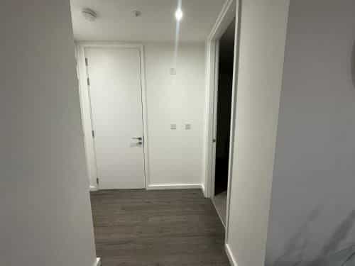 Luxury 1 Bed Apartment Near Victoria