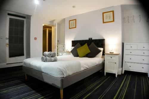 Queens Guest House Queens Guest House