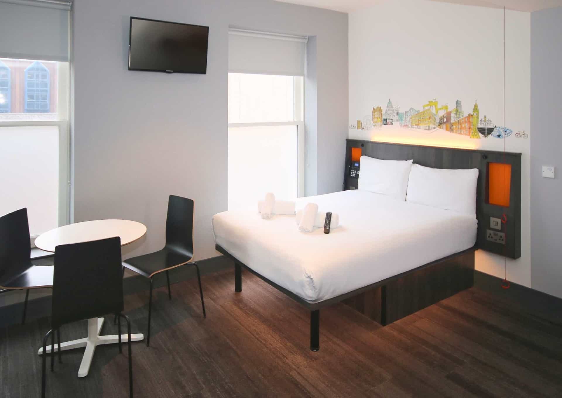 easyHotel Belfast easyHotel Belfast